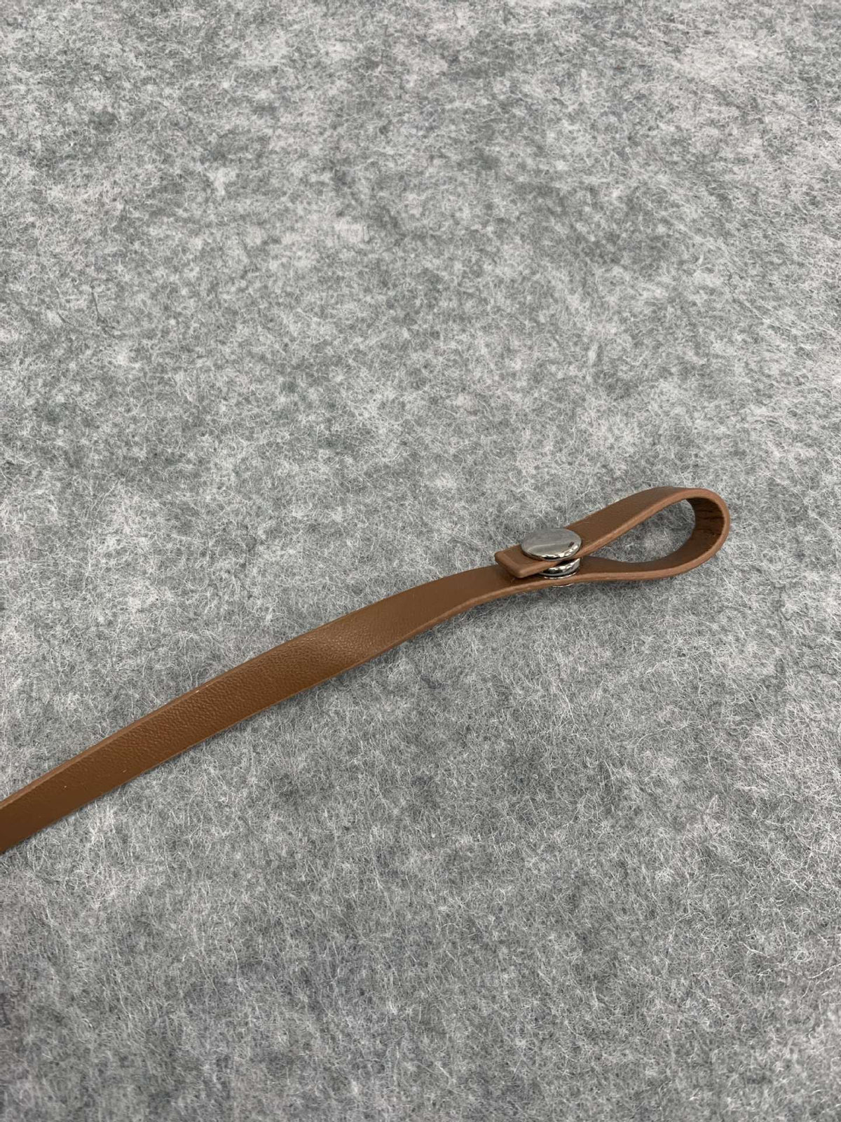 Retro Suede Phone Pouch – Flat Zip Bag with Detachable Wrist Strap